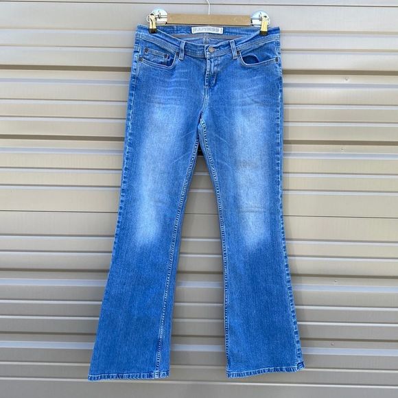 EXPRESS SARULA BOOTCUT DENIM JEANS SZ 8 - Picture 1 of 15
